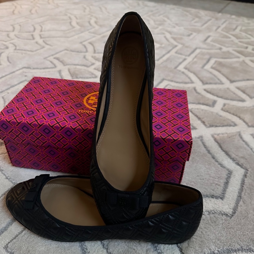 Tory Burch MARION PERFECT BLACK QUILTED NAPPA LEATHER /GROSGRAIN BOW BAG